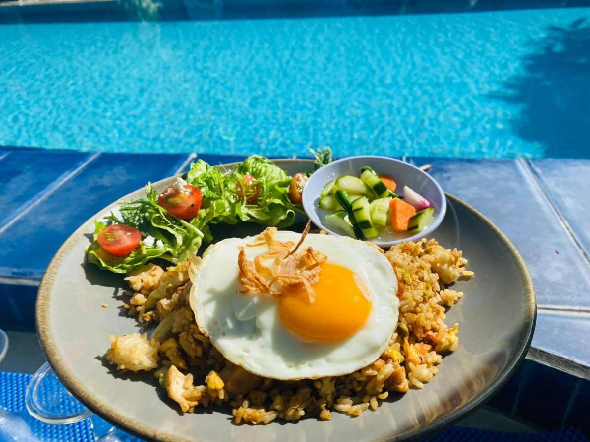Seminyak Beach Hutアパートホテル エクステリア 写真