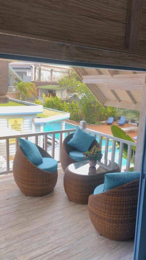 Seminyak Beach Hutアパートホテル エクステリア 写真